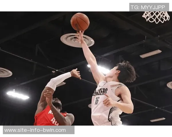 键盘侠热议文班人称小杨瀚森火箭应考虑交易杨瀚森与朱霍勒迪组合