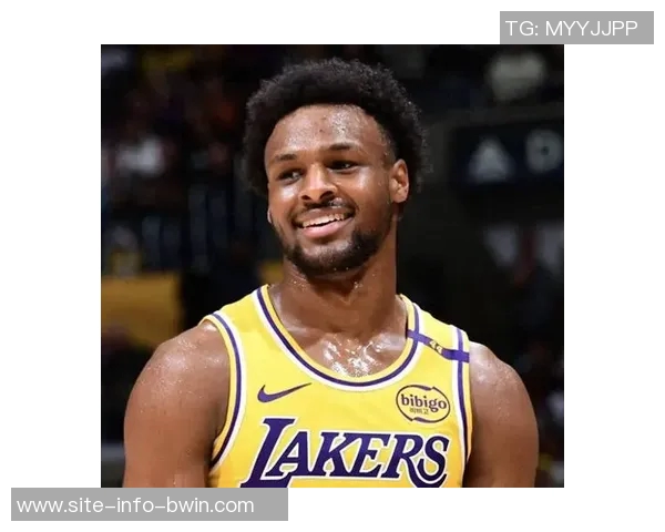 雷迪克称斯玛特等人是布朗尼的导师深入解析布朗尼的角色定位与发展方向